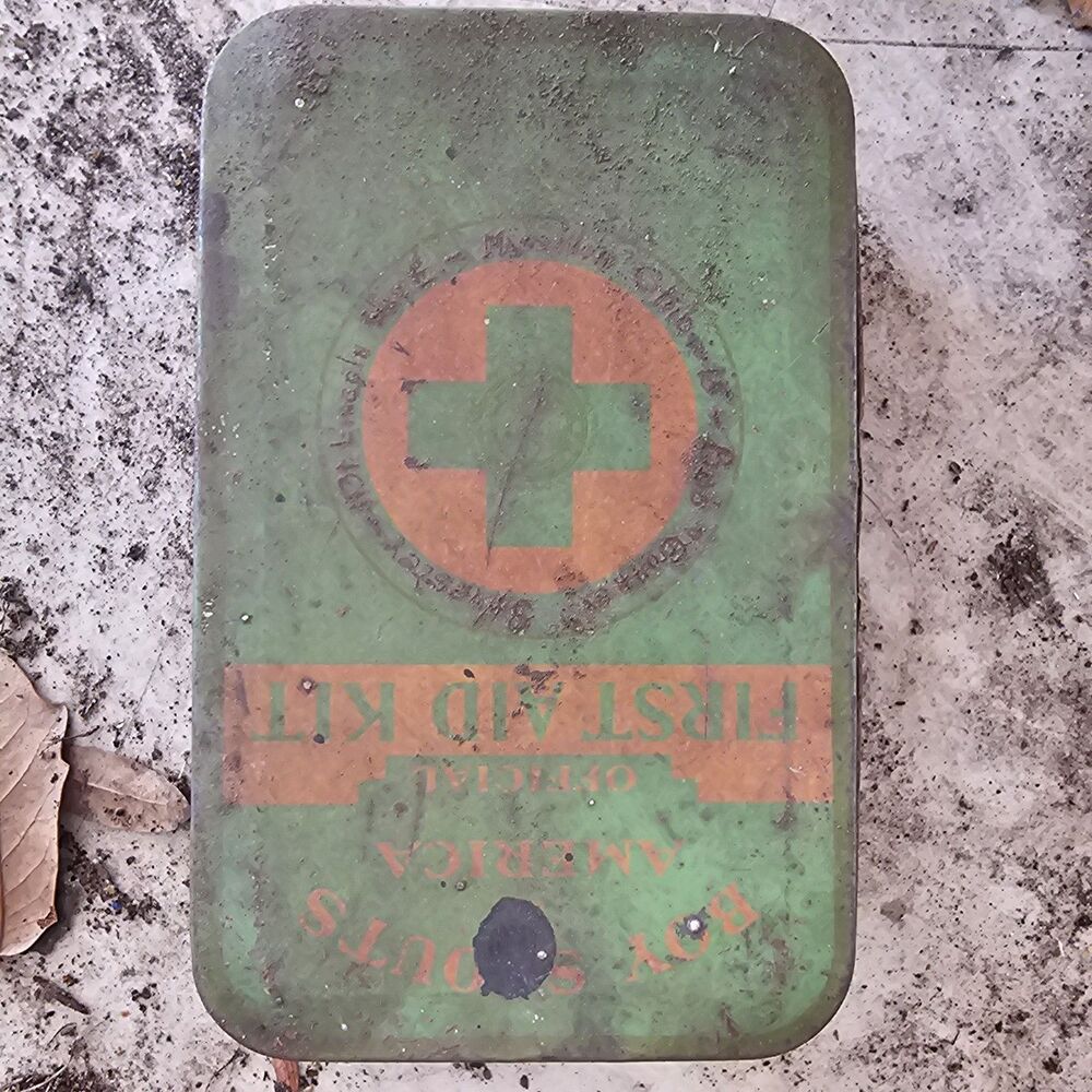 Johnson & Johnson Boy Scout First Aid Kit, New York City Logo Metal TIN